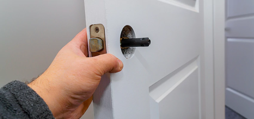 Nighttime Locksmith For Lock Repair in Clearwater, FL