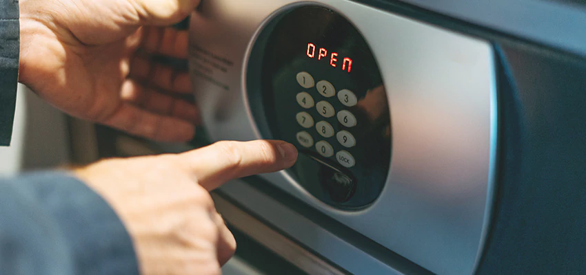 Cash Safe Openers in Clearwater, Florida