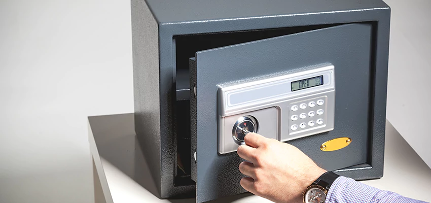 Jewelry Safe Unlocking Service in Clearwater, Florida